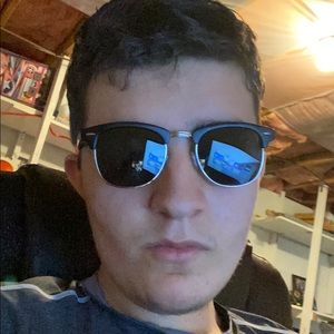 Meet your Posher, Brett